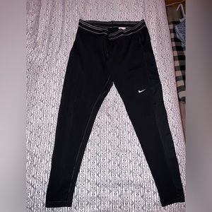 Nike Pro Women’s Leggings